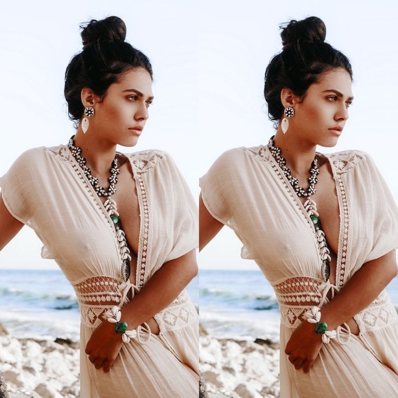 Free People Jewelry - Free People By The Sea Shell Turquoise Bracelet